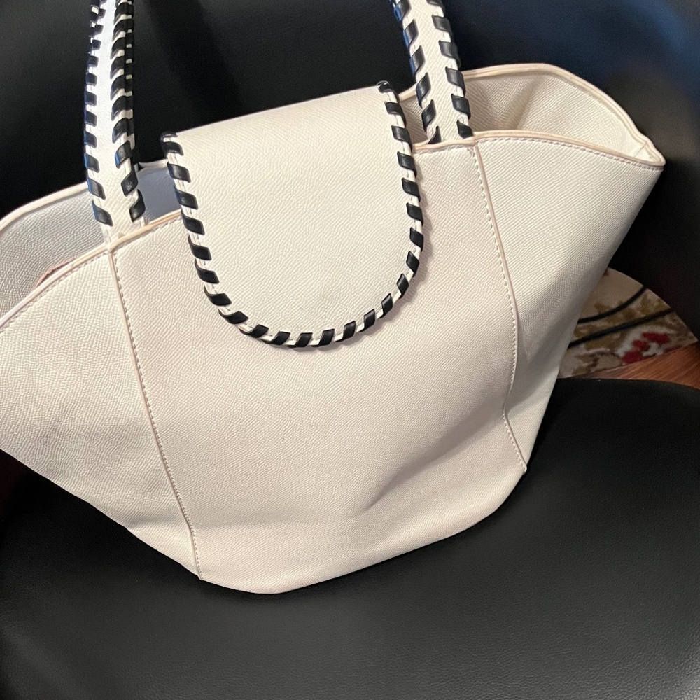 Betsy Johnson Bag White with black trim